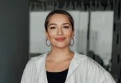Olena Mozhova's daughter comes out as gay: what Zoya's chosen one looks like. Photo