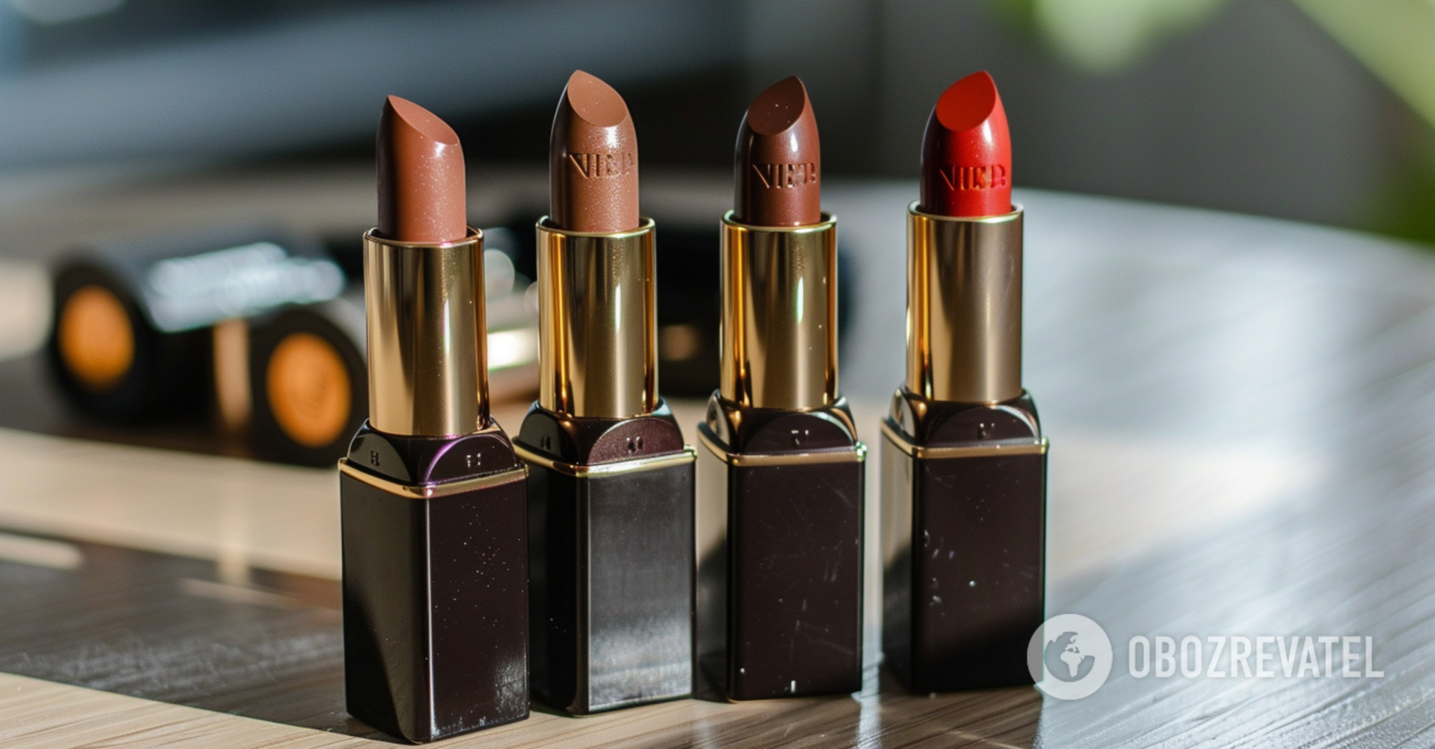 How to paint lips like a pro: simple tips