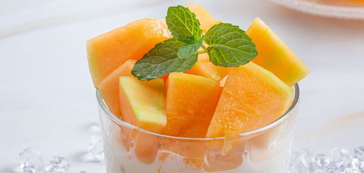 Mousse dessert with peaches: how to create a masterpiece from simple ingredients