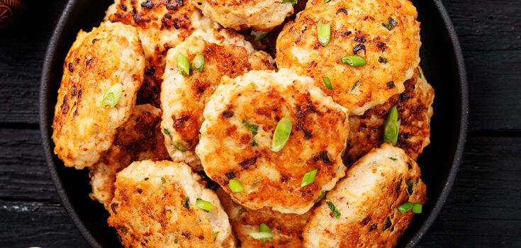 What to add to French-style cutlets to make them puffy