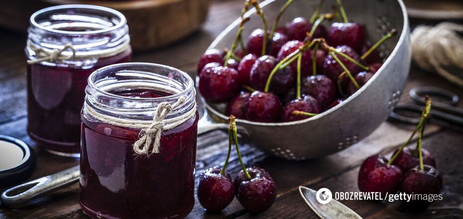 How to make delicious cherry jam