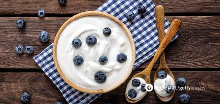 Jogurt świetnie nadaje się do tworzenia lekkich sosów