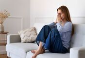 Мифы об особых днях у женщин: как избежать симптомов и жить по полной