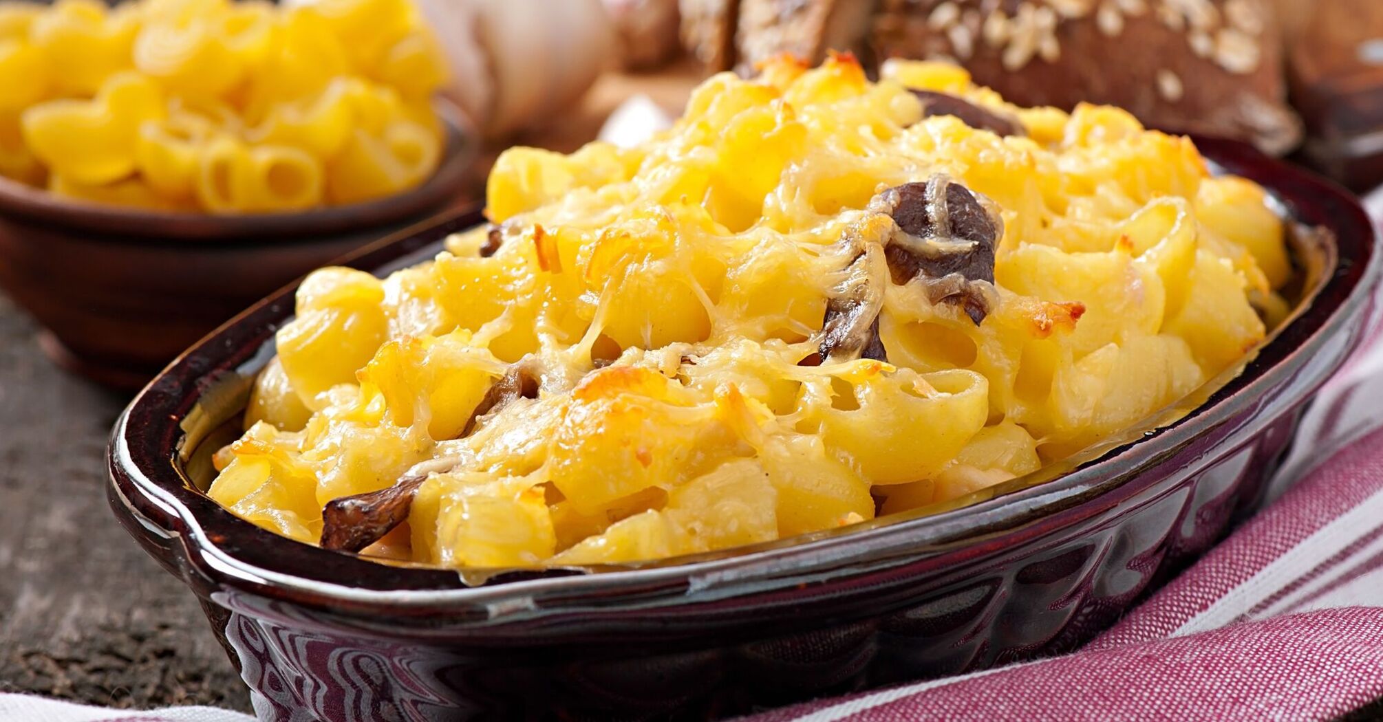 Baked young potatoes with cheese: you won't look for other recipes ever again