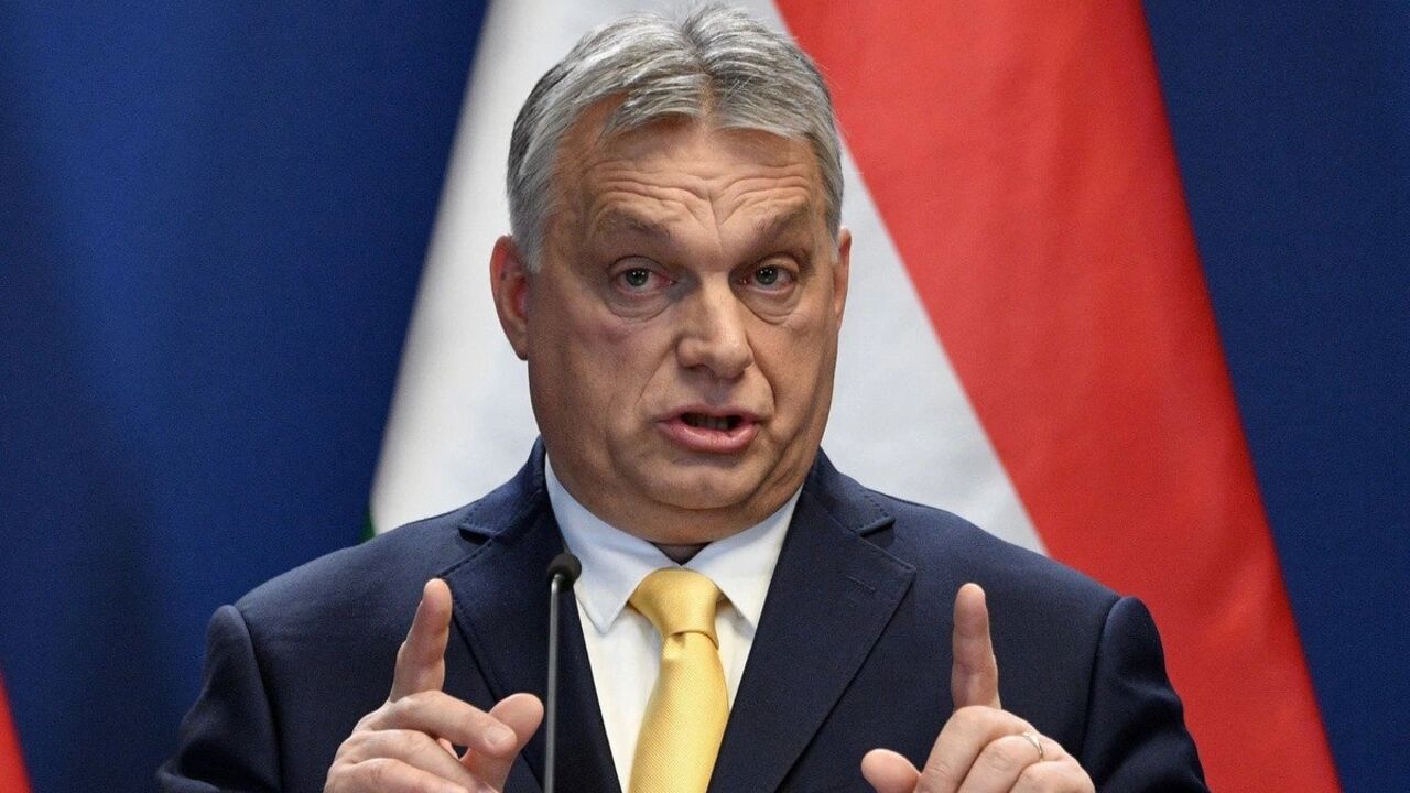 Orban przybywa do Moskwy po wizycie w Kijowie. Zdjęcie