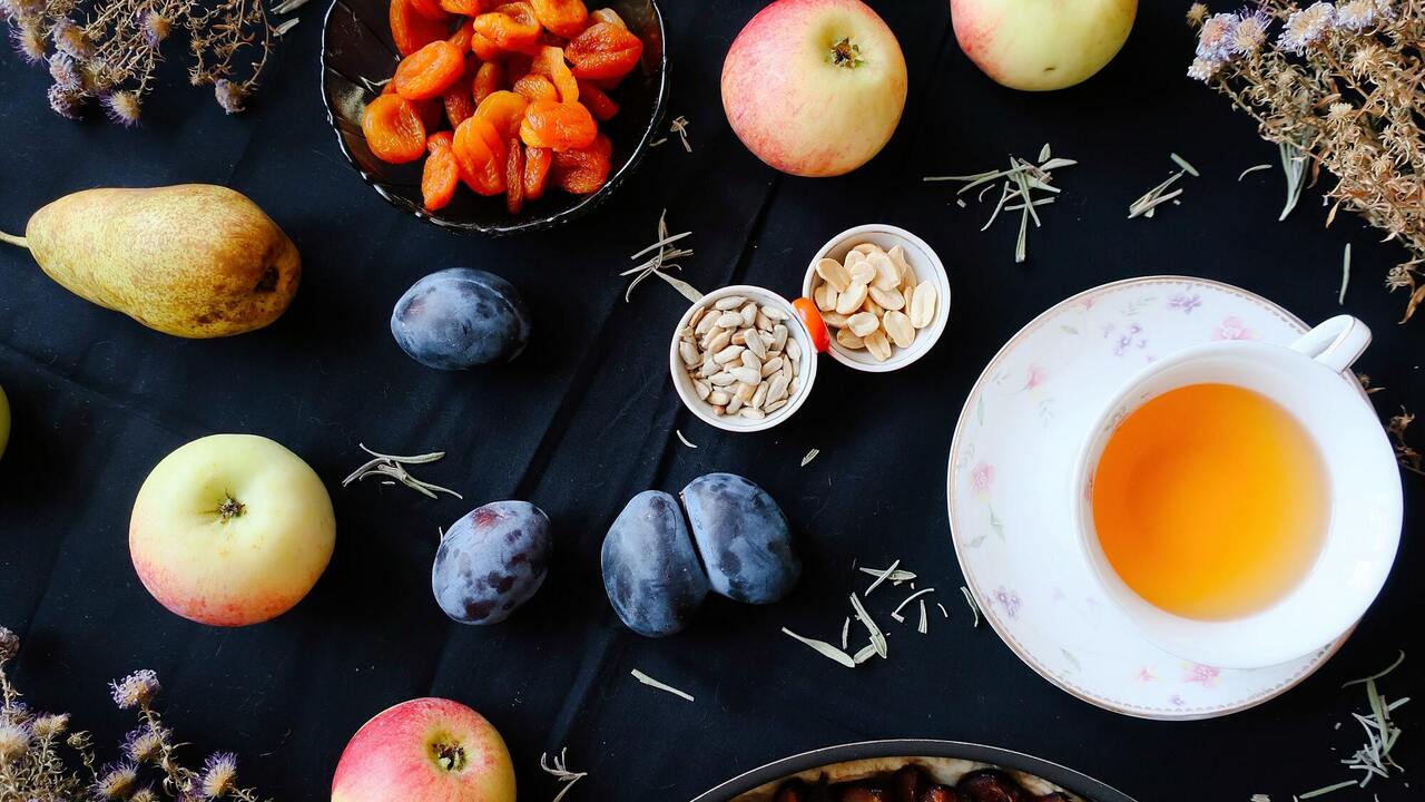 How to properly dry apricots for dried apricots: useful tips from Tatiana Litvinova