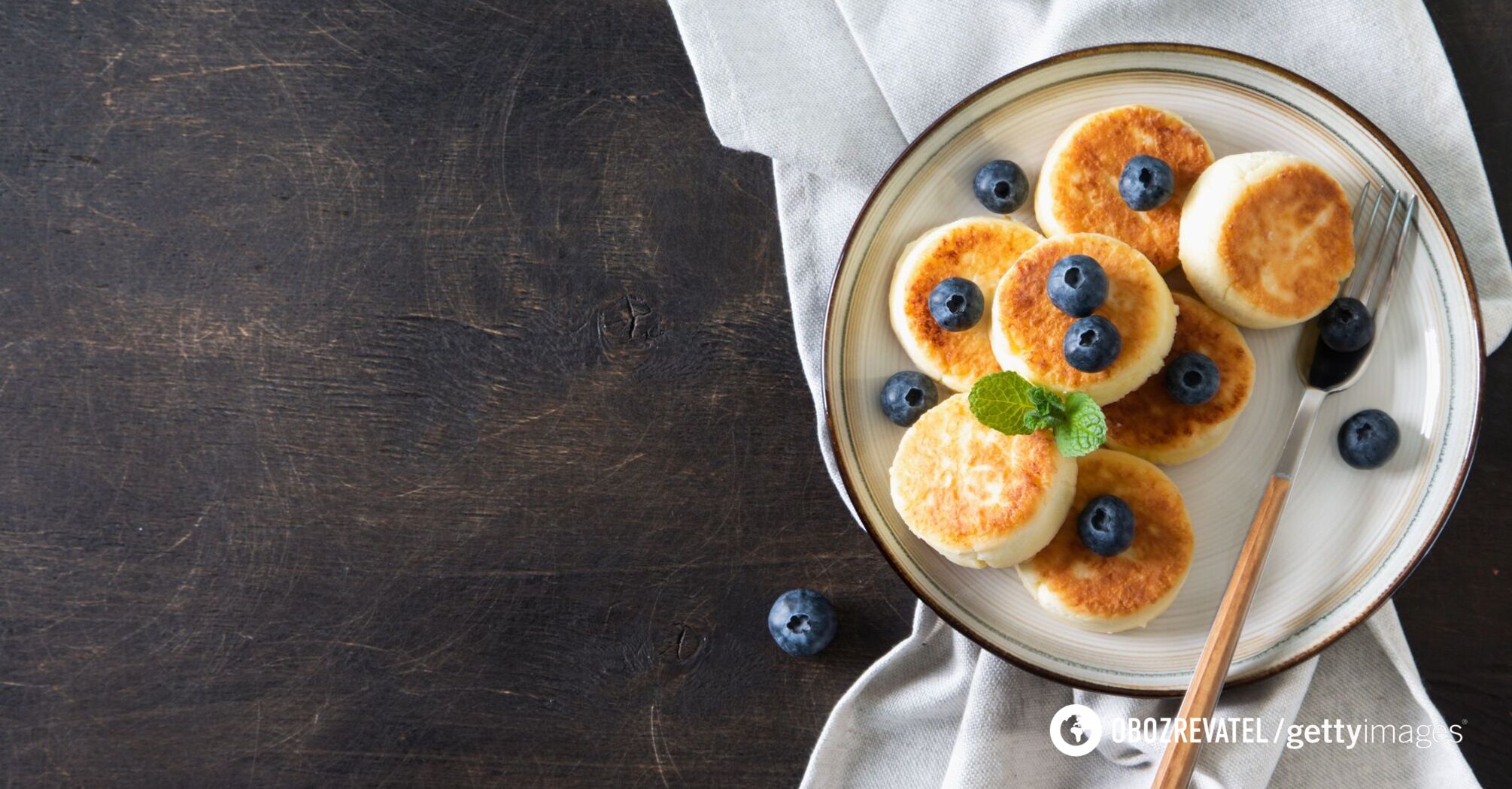 Cheesecakes in the oven without flour and sugar