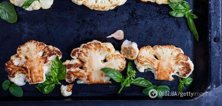 Baked cauliflower with cheese