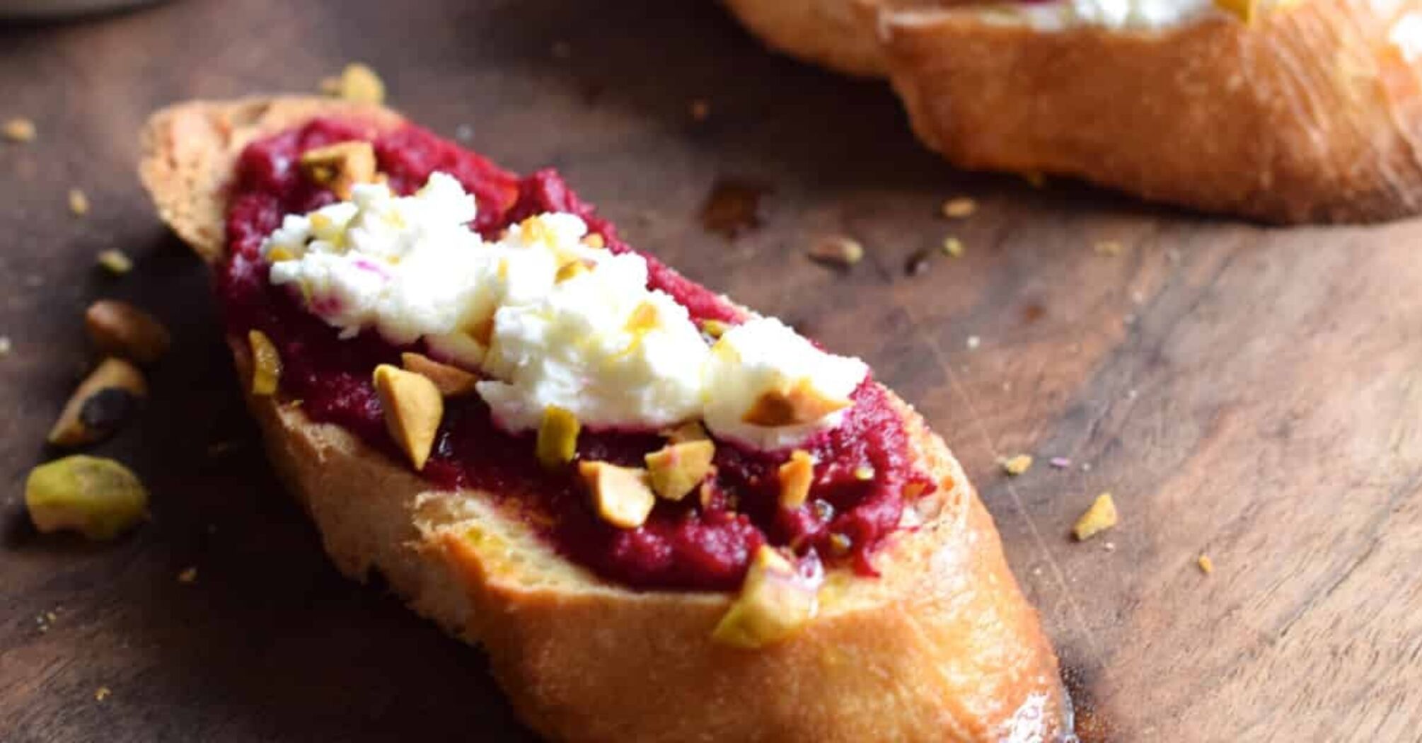 Instead of mayonnaise, ketchup and other sauces: how to prepare healthy beet spread in 10 minutes