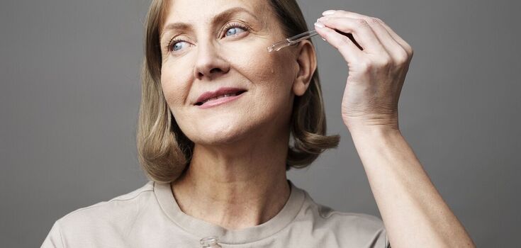 How to look younger: universal makeup rules