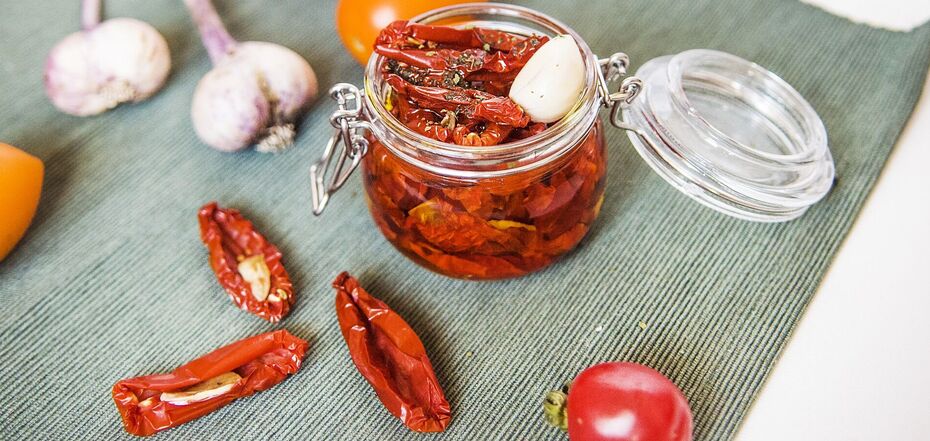 Sun-dried tomatoes
