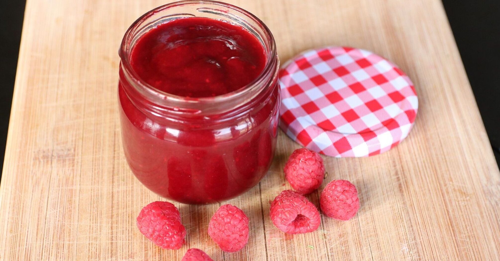 How to make thick pitted raspberry jam: for fillings and just for sandwiches