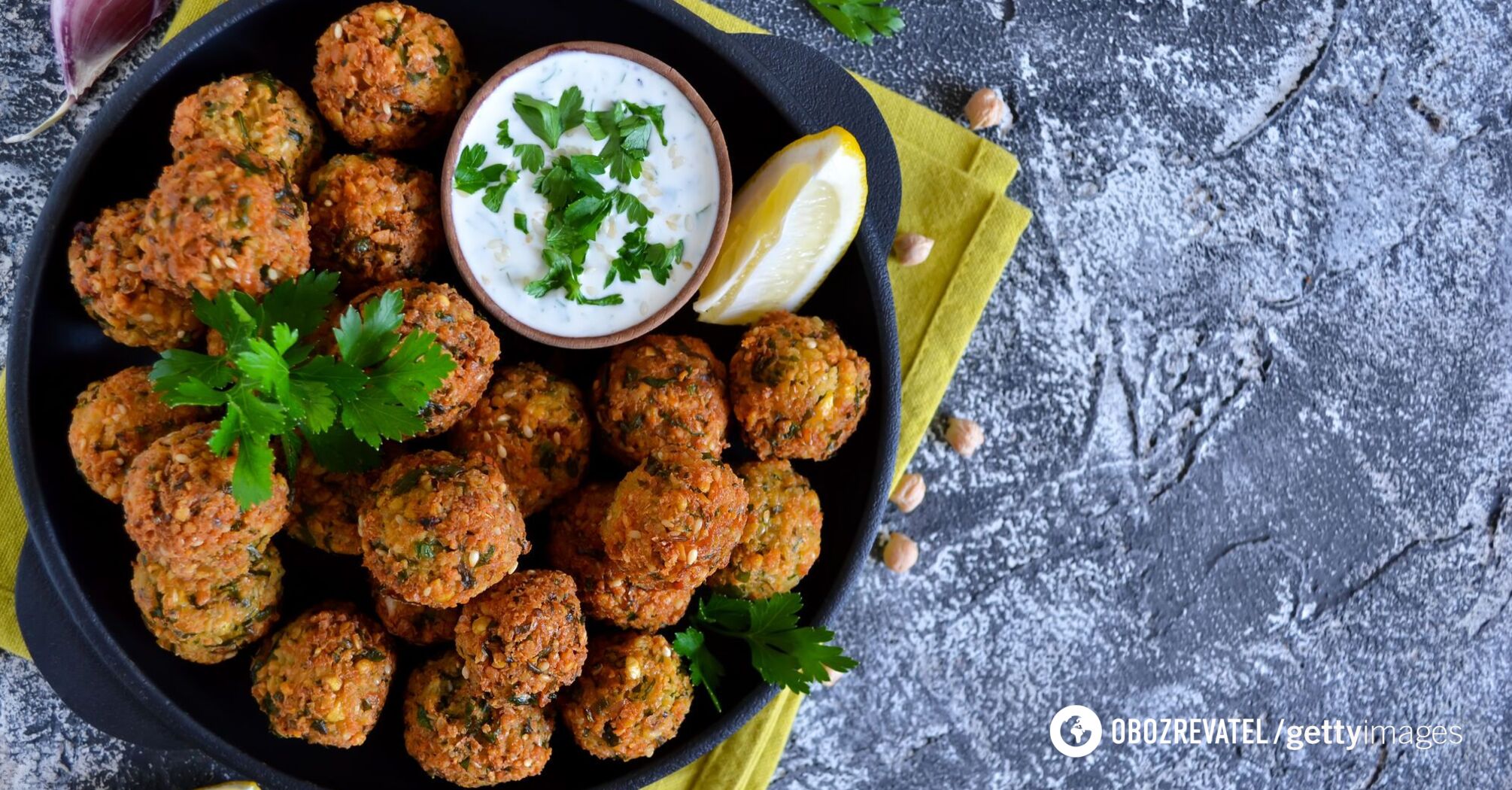 Homemade falafel: 2 variations of a delicious dinner dish