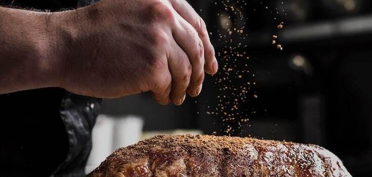 Never cook steak like this: the main mistakes that spoil everything
