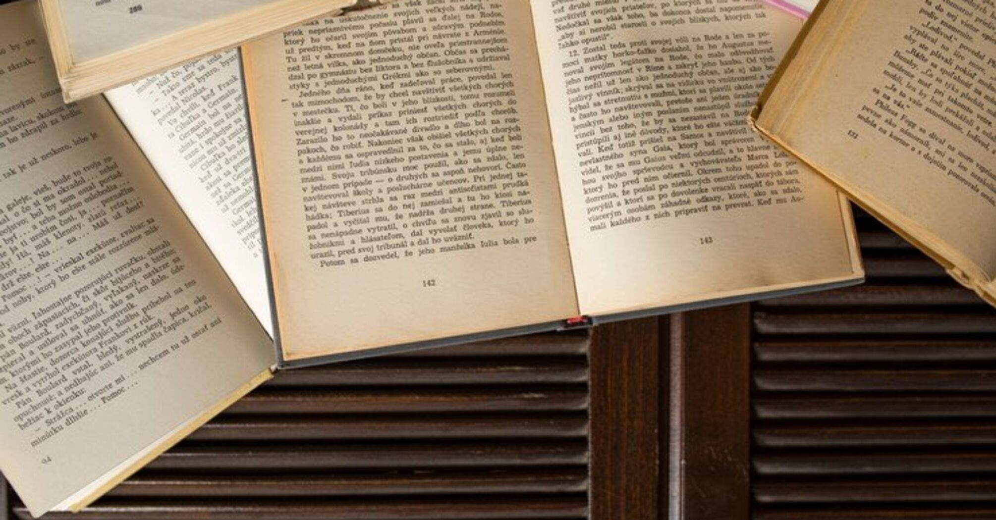 Топ-5 книг, які були настільними у сильних світу цього