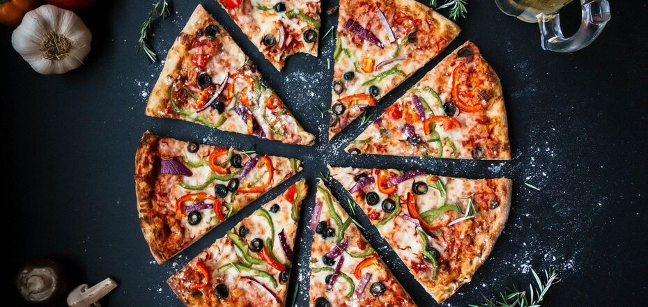 It is better to give up pizza for lunch