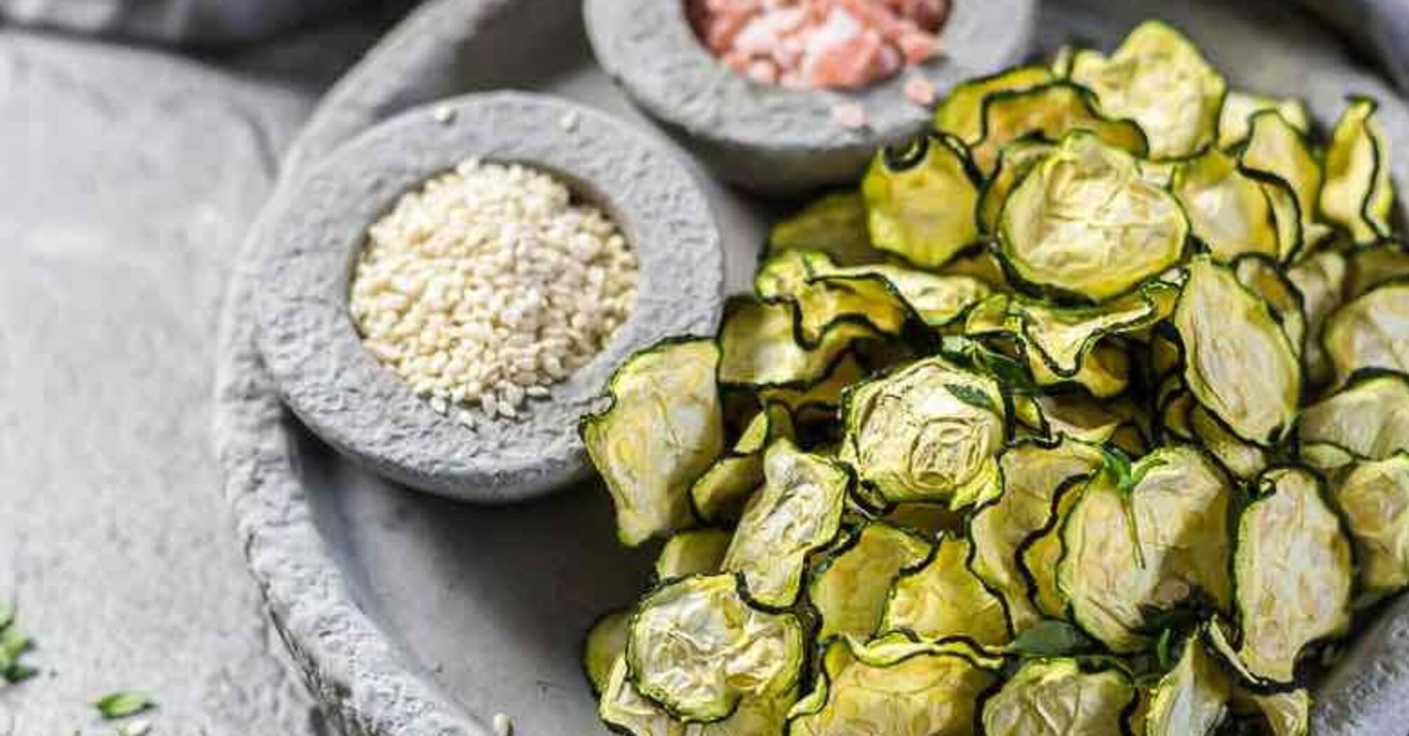 Dried zucchini for the winter: how to prepare the vegetable quickly but keep it heathly