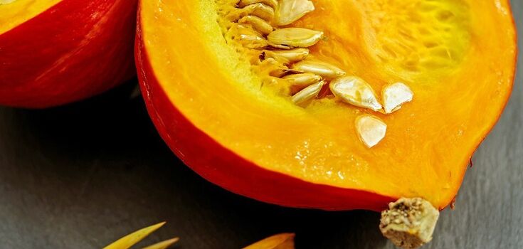 Do not throw them away: how to cook pumpkin seeds in an unusual and useful way