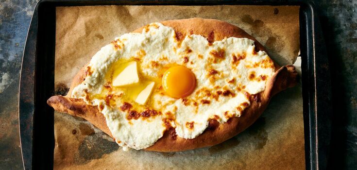 Perfect Ajarian khachapuri: how to cook a popular Georgian pastry