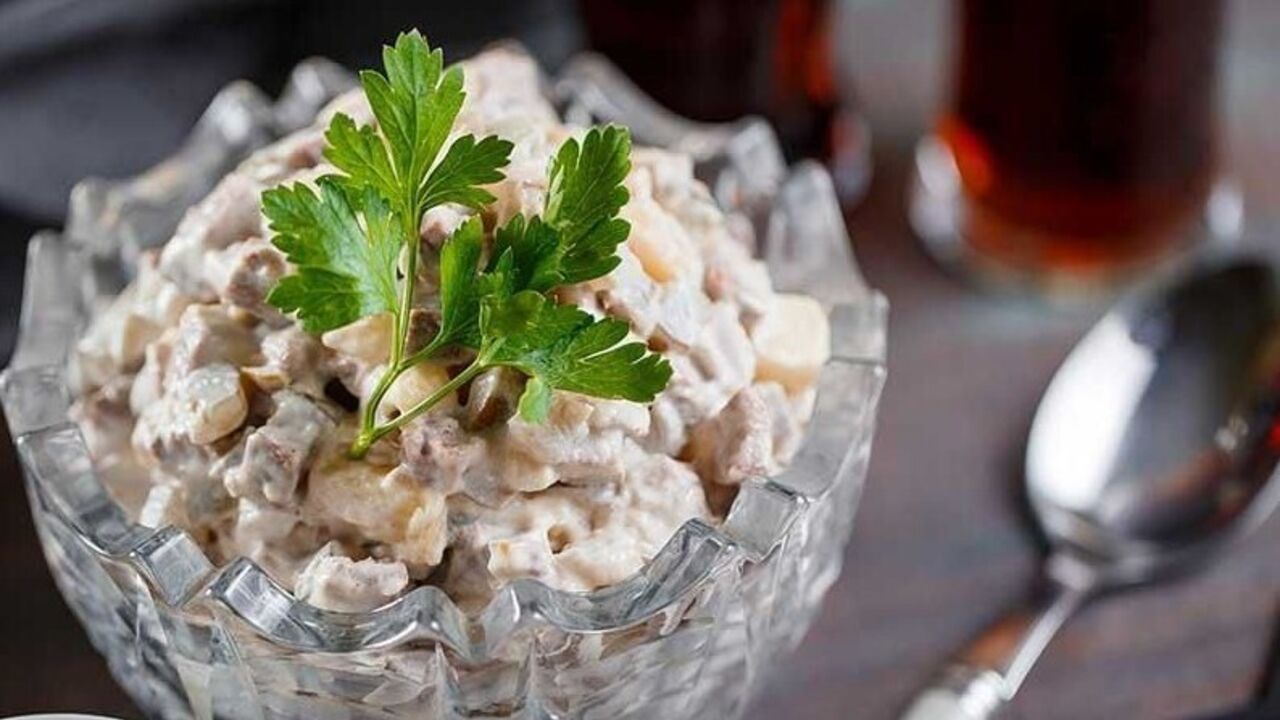 Olivier without sausage: how to prepare mayonnaise salad in a new way