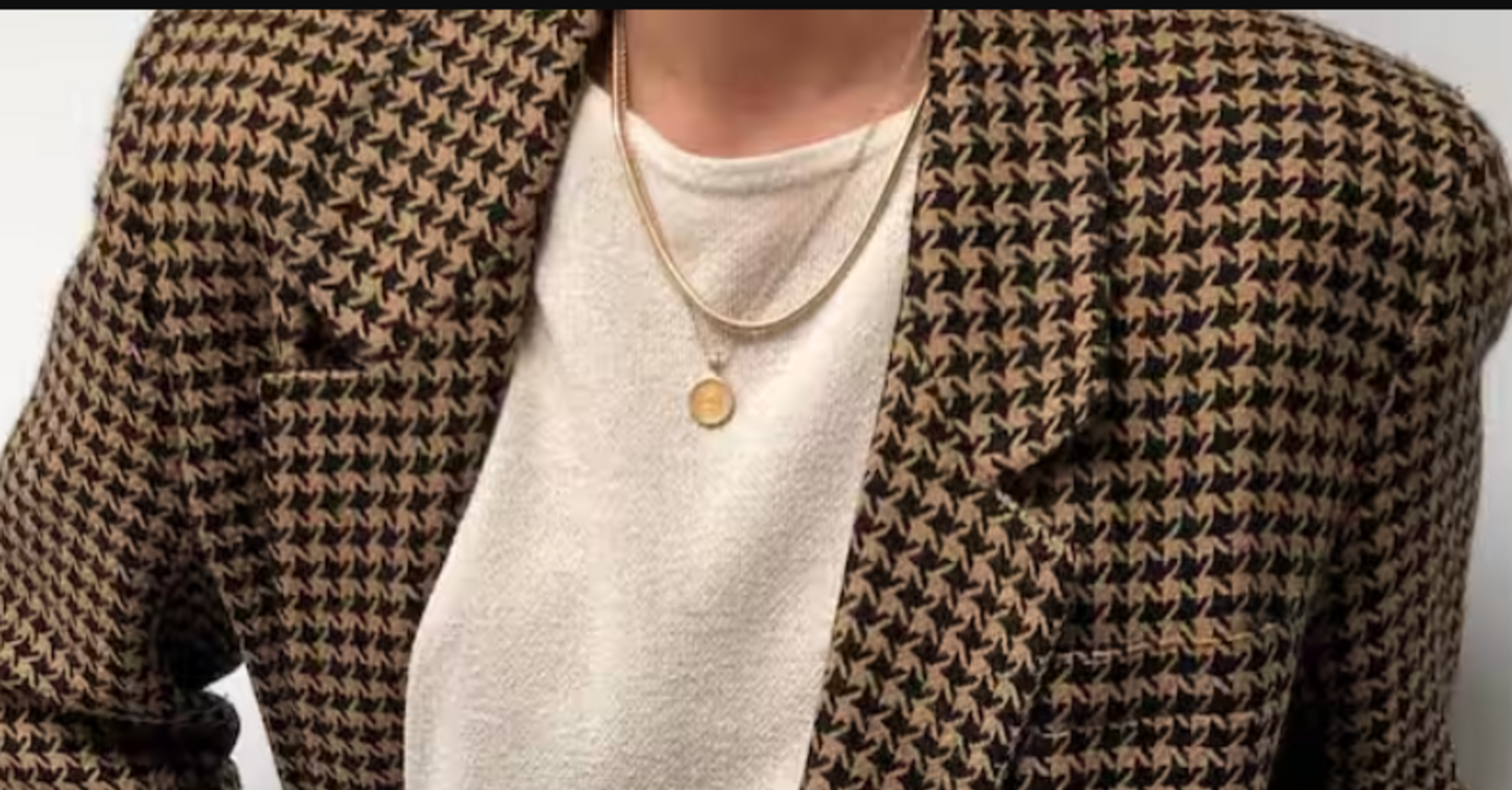 Power Dressing для всех: как включить винтажный блейзер в современный деловой гардероб