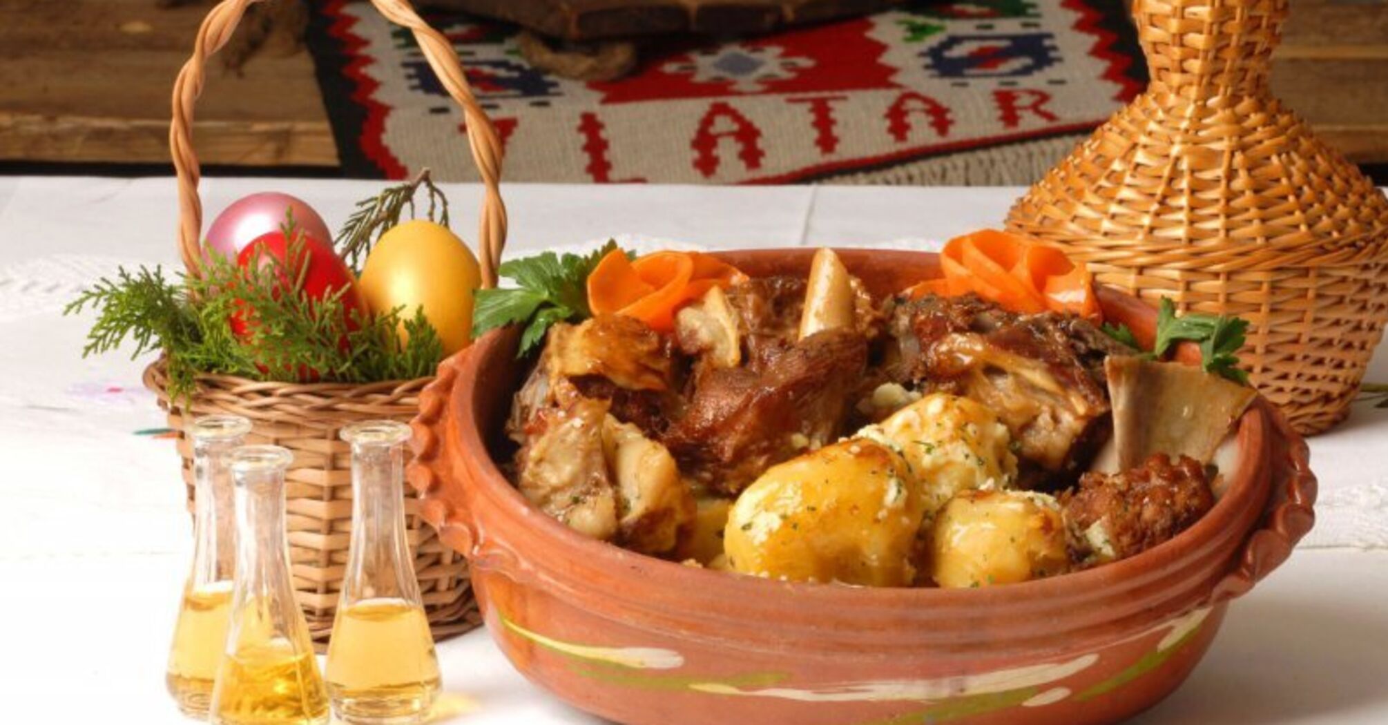 Juicy Montenegrin-style meat with lots of seasonal vegetables and herbs