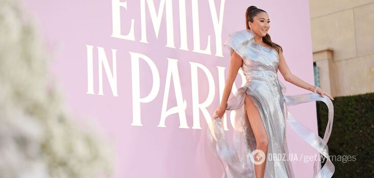 Ashley Park walked a dress of a Ukrainian brand at the premiere of Emily in Paris: what the performer of the role of Mindy looked like
