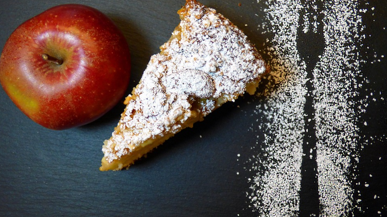 Three Glasses" Pie with apples: easier than a charlotte