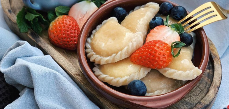 Sweet dumplings with cottage cheese: recipe for the most successful dough on water
