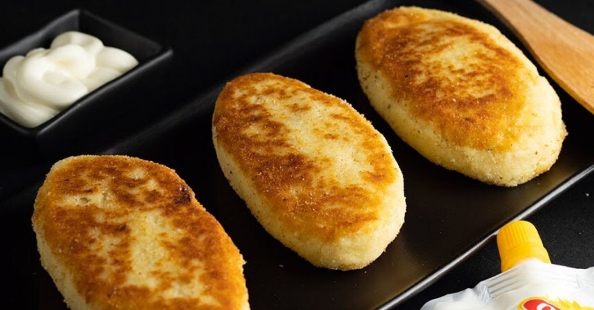 How to prepare golden stuffed zrazy: recipe for the perfect potato dough