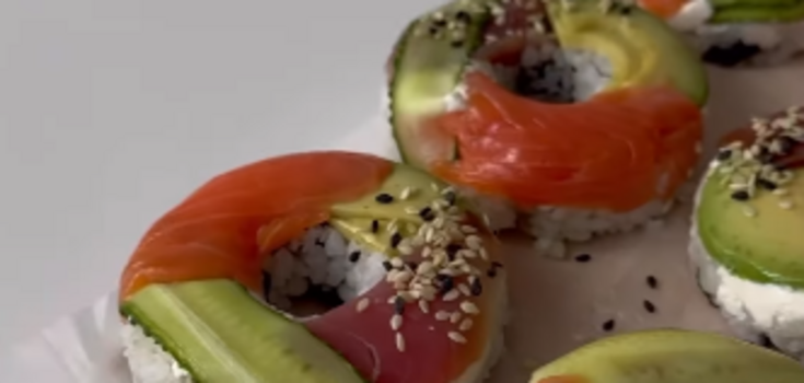 Sushi donuts: how to prepare an unusual dish with familiar products