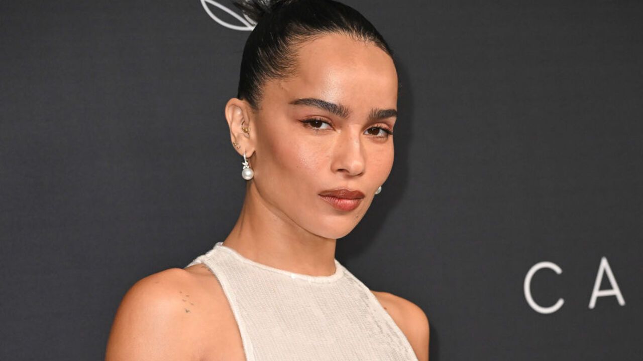 Zoe Kravitz revives minimal manicure but with a special feature