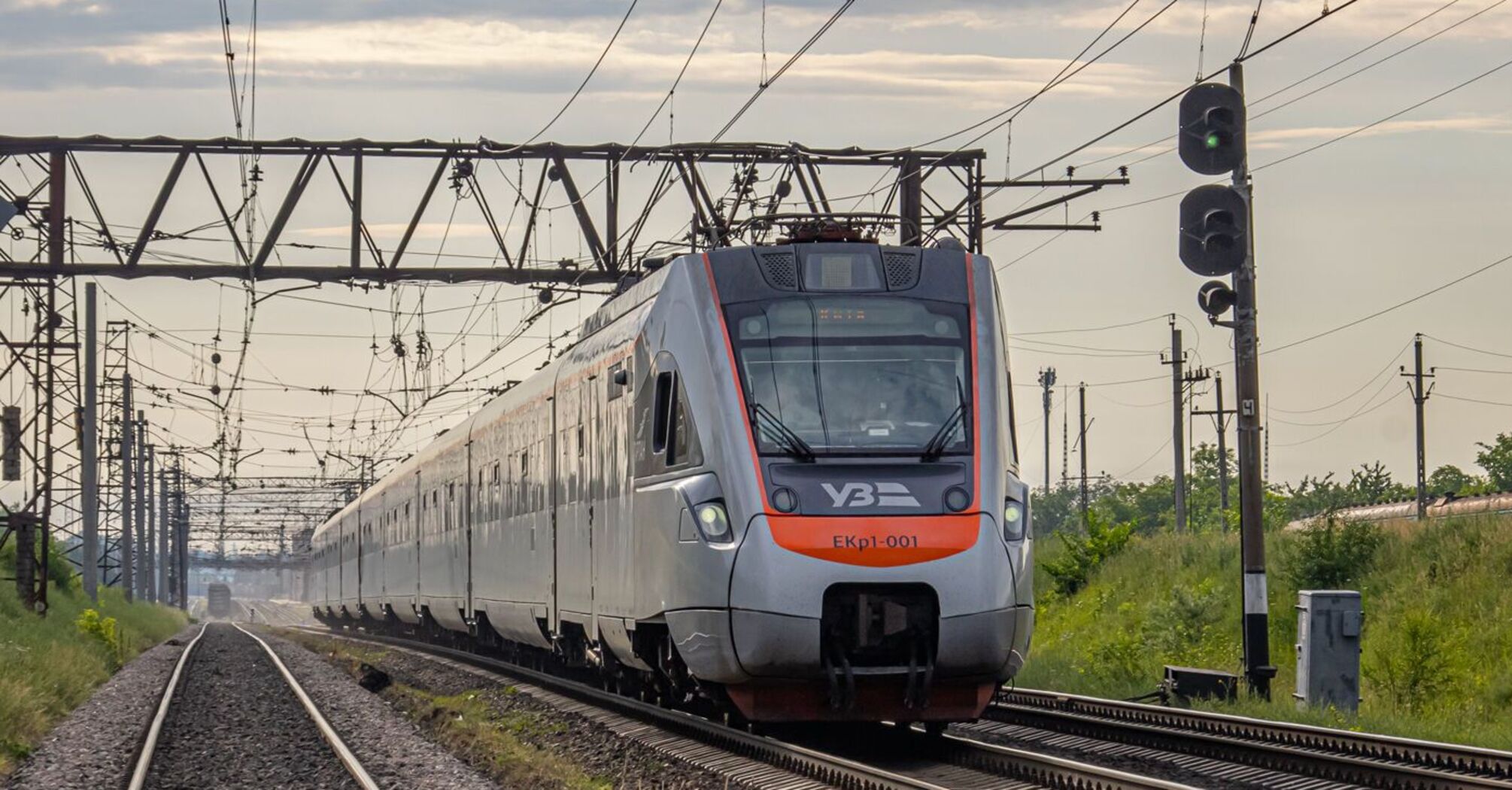 "Ukrzaliznytsia has launched a new train from Kyiv to Odesa