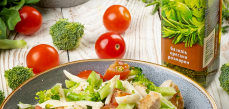 Chicken and broccoli salad: a tasty and nutritious breakfast dish