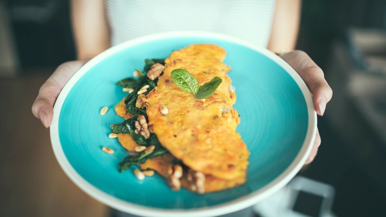 Fluffy omelet baked in the oven: an original breakfast idea