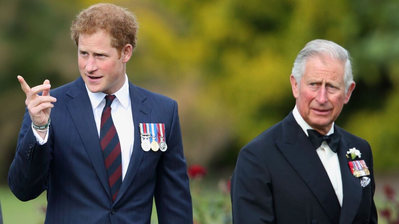 It became known why Charles III does not pick up the phone from Prince Harry
