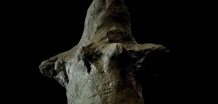 A 3000-year-old statuette of a goddess with handprints of its creator was found in an Italian lake