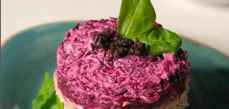 What to cook Shuba salad with besides herring: an unexpected idea