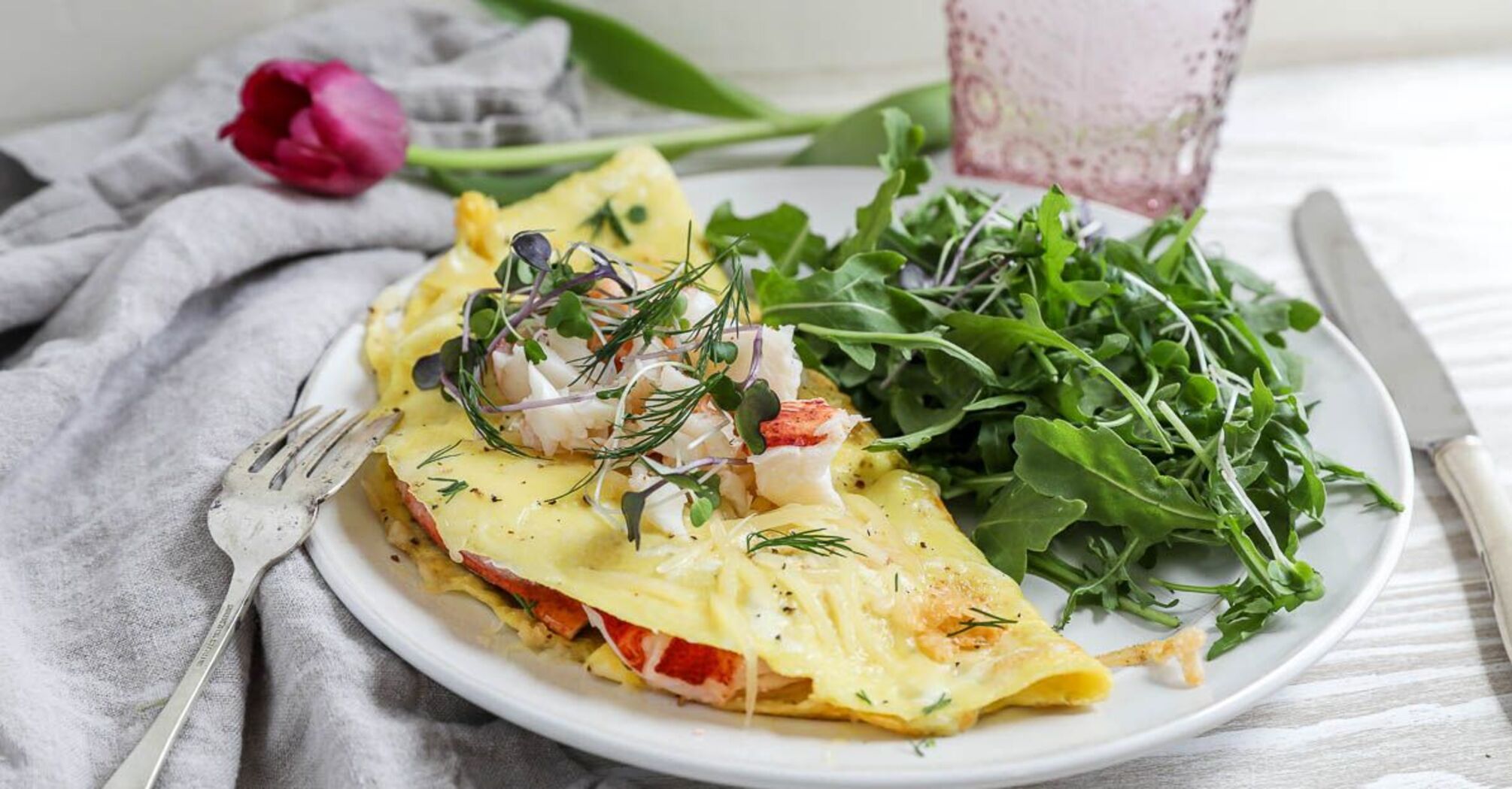 When you're tired of omelets: what to make with eggs for breakfast in 3 minutes