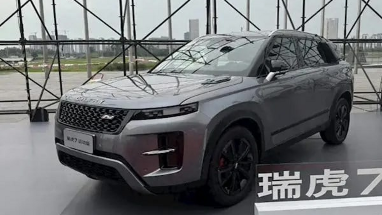 Chery's novelty unexpectedly became a Land Rover clone: car photos