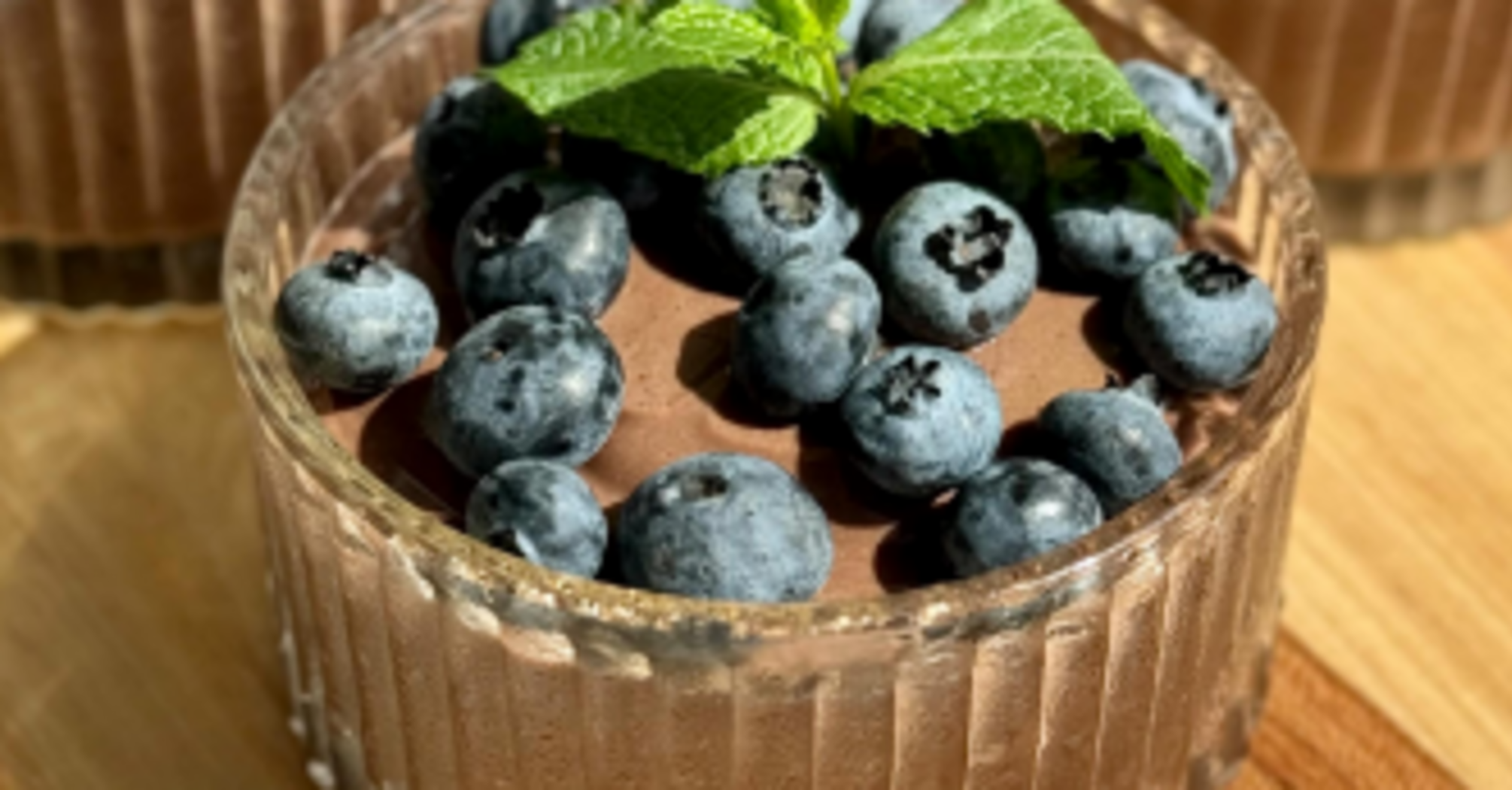 Chocolate-protein dessert without baking: a great option for a hot day