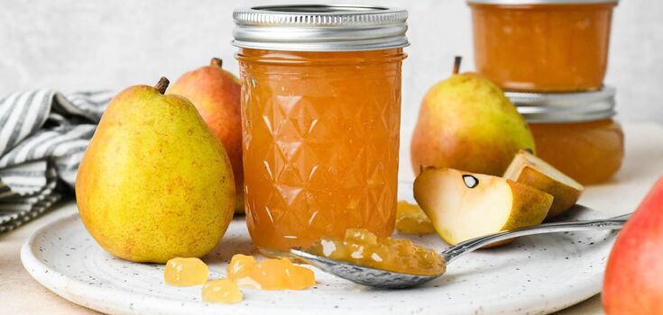 Delicious jam for the winter from whole pears: how to cook correctly