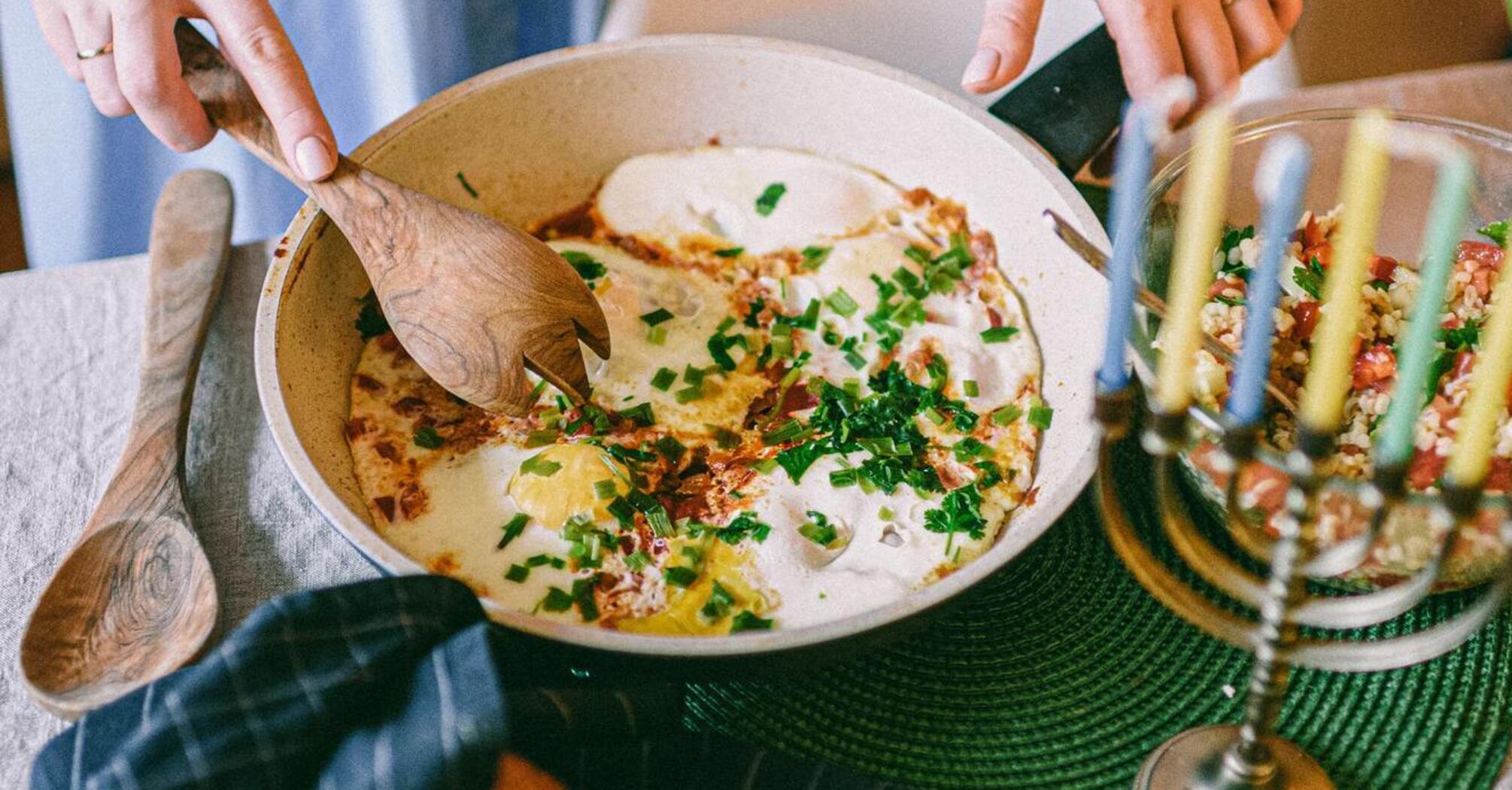 How to cook delicious shakshuka: share a simple technique