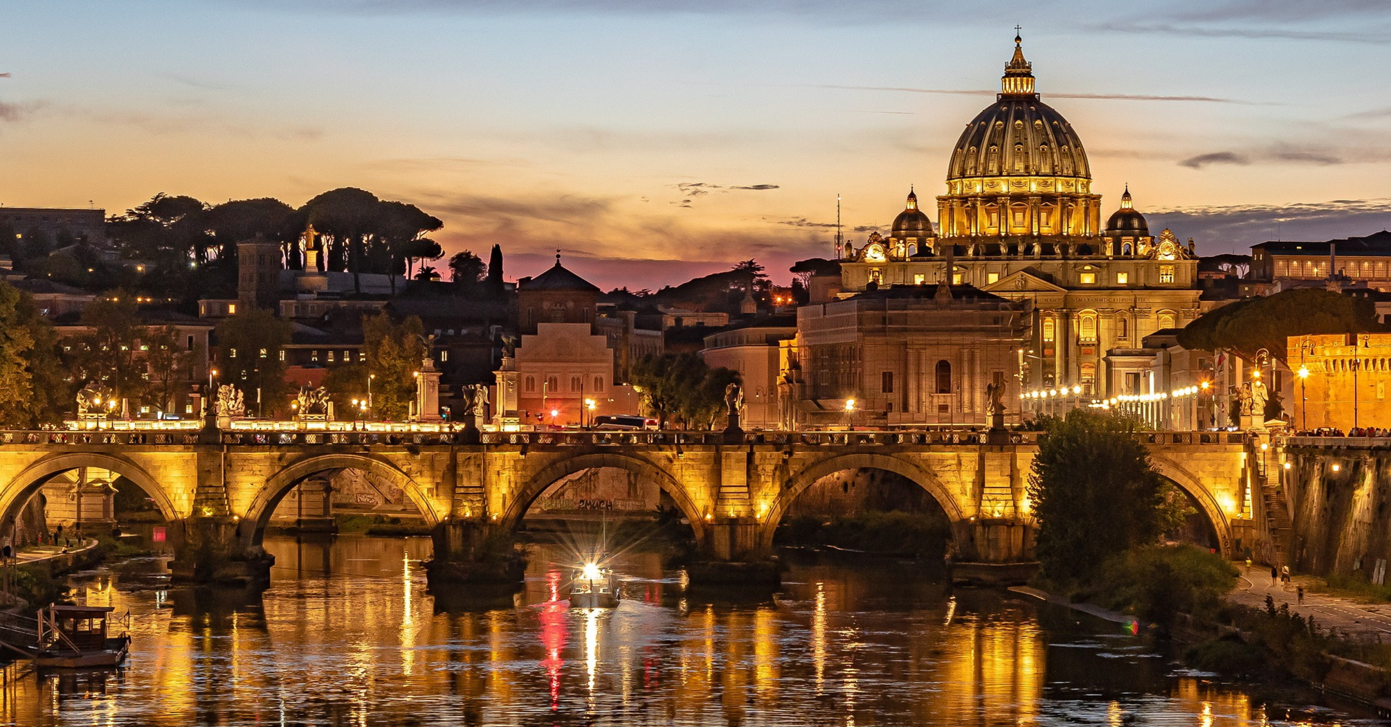Which European cities are most crowded with tourists: four of them in one country