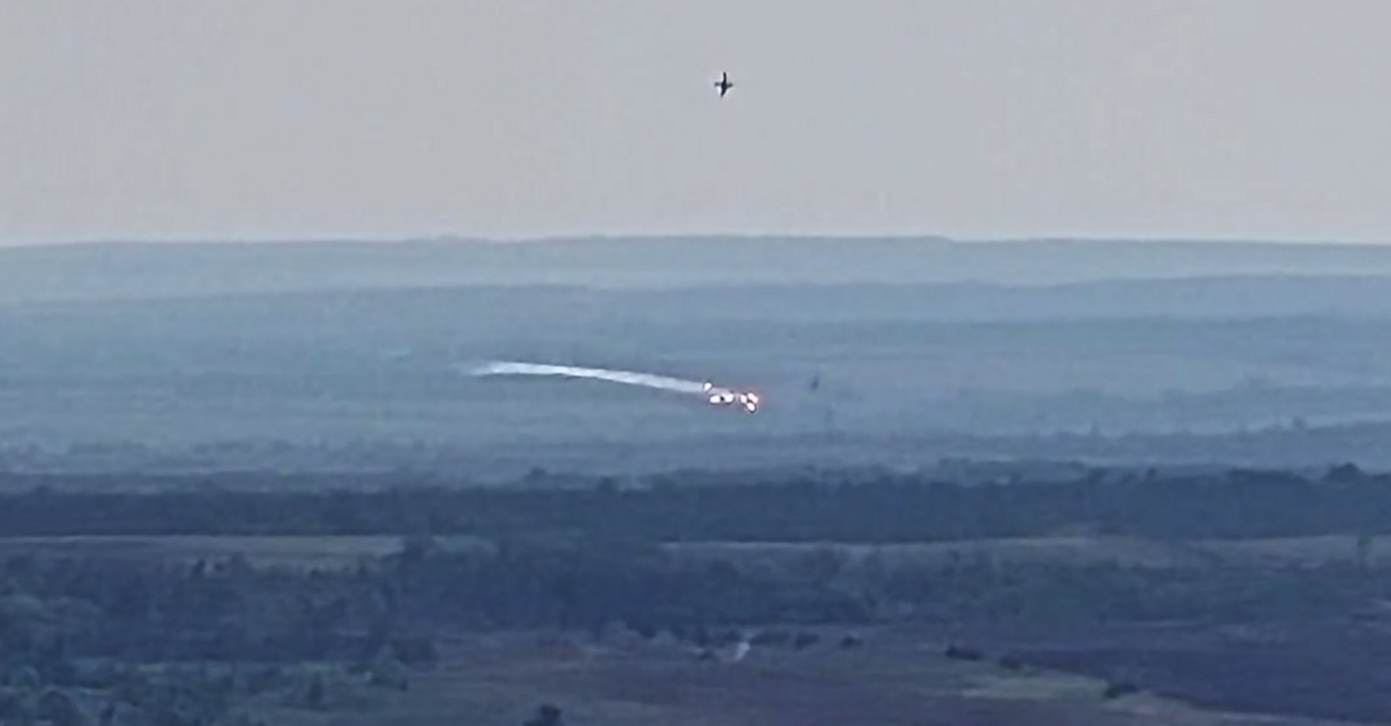 "One less problem": Ukrainian soldiers shoot down a Russian Su-25 attack aircraft. Video