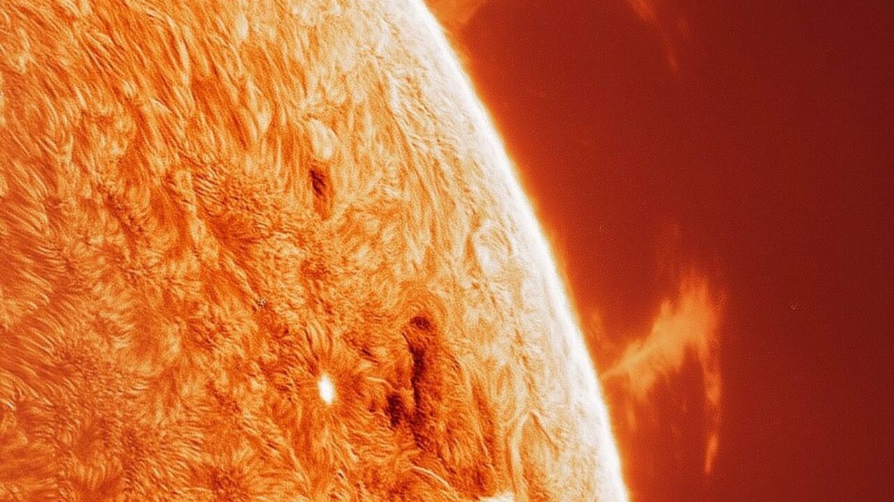 This is how chaos looks like: the astrophotographer showed a dynamic image of the Sun. Photo.