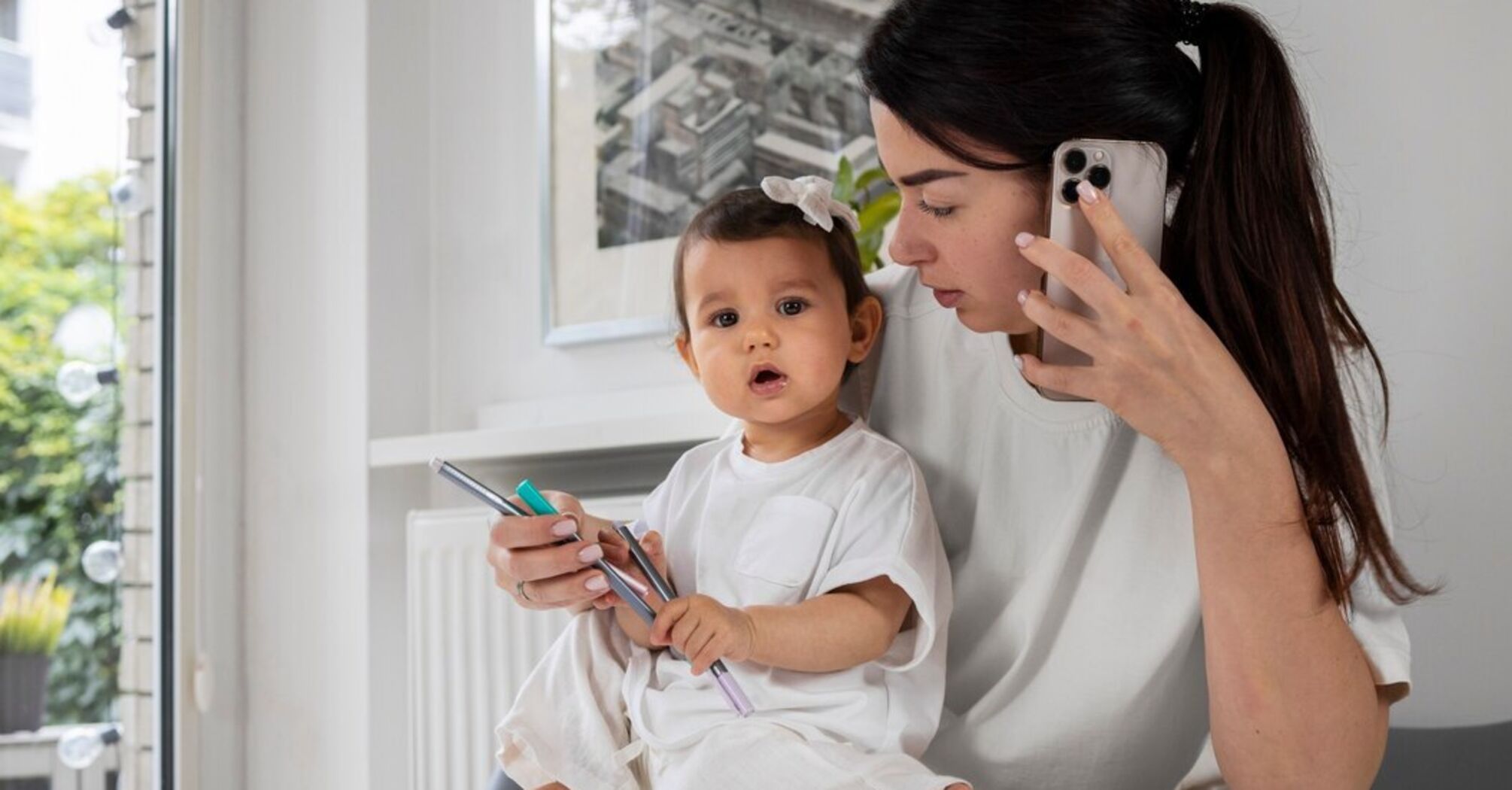 Almost 300 notifications a day! Scientists have proven that cell phones cause stress for both parents and children