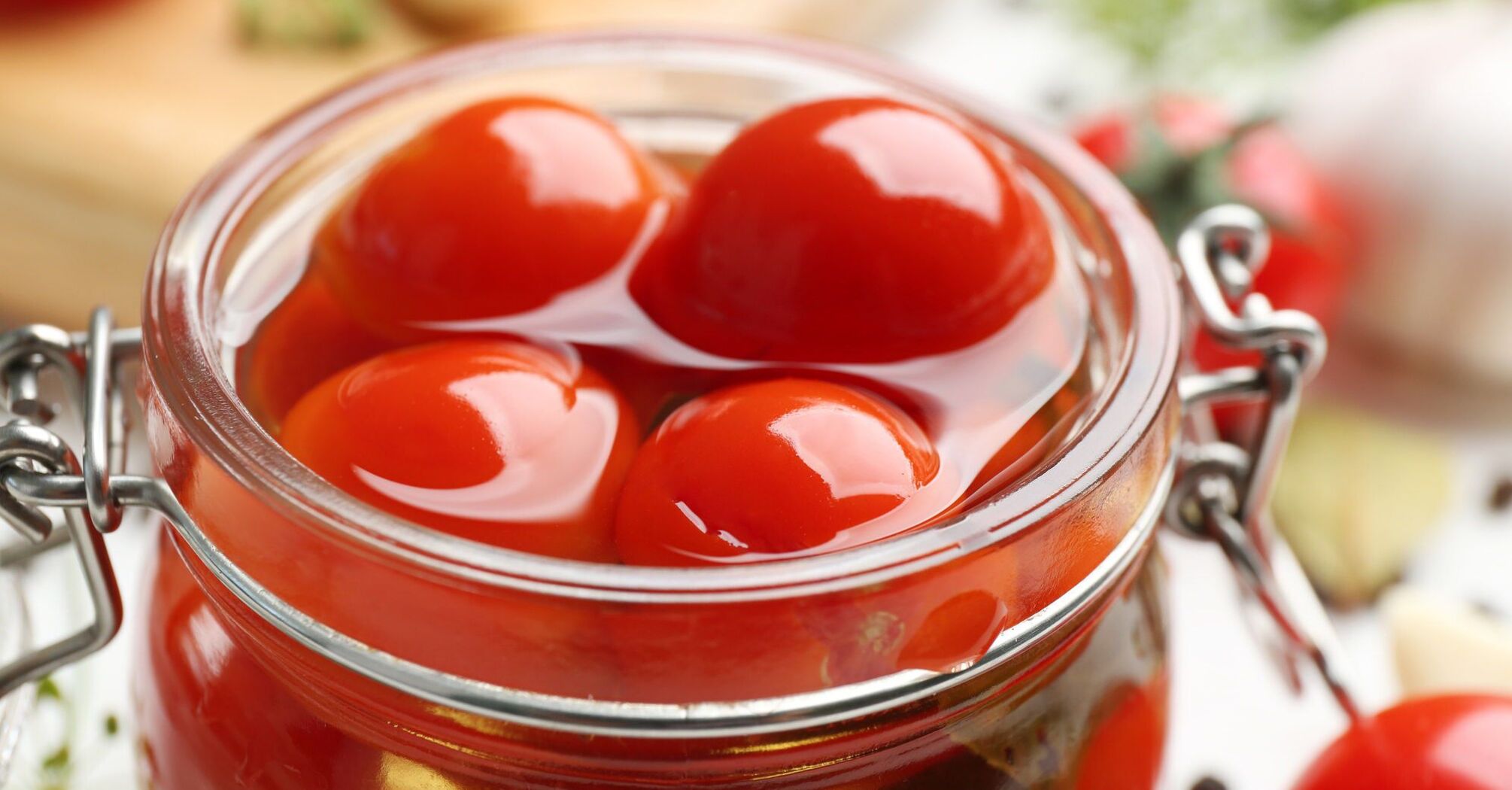 Sauerkraut tomatoes that can be eaten on New Year's Eve: the most delicious recipe