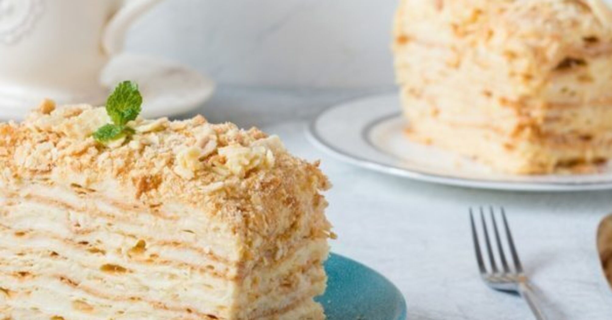 Lazy Napoleon in a hurry: no need to roll out the cakes