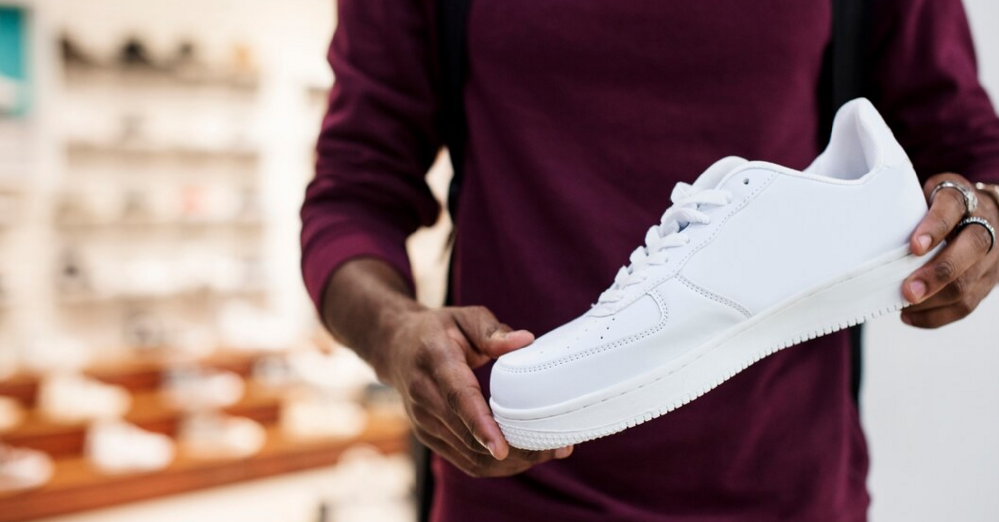 How to clean white leather sneakers: best tips for fall